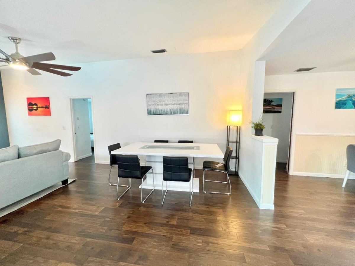 Dream Vacation Home W Heated Pool Close To Beaches Clearwater St Pete Sleeps 14 Seminole Exterior foto
